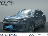 Neu VW Tiguan 150 PS (110 kW) 2026 Grün SUV