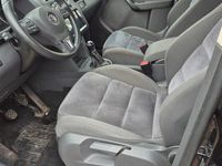 Gebraucht VW Touran 140 PS (102 kW) 2015 Schwarz Van / Kleinbus