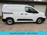 Używany Opel Combo Edition 110 KM (80 kW) 2022 Biały Minivan