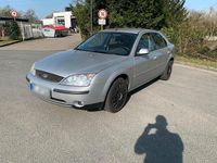 Gebraucht Ford Mondeo 124 PS (91 kW) 2001 Silber Limousine