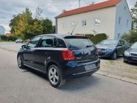 Gebraucht VW Polo Black Edition 69 PS (50 kW) 2012 Schwarz Limousine