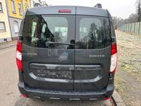 Gebraucht Dacia Dokker 116 PS (85 kW) 2013 Grau Van / Kleinbus