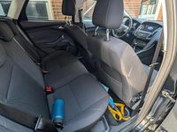 Gebraucht Ford Focus 125 PS (91 kW) 2018 Schwarz Kombi