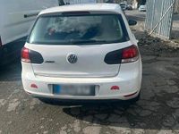 Gebraucht VW Golf VII 90 PS (66 kW) 2012 Weiß Kleinwagen