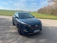 Gebraucht Hyundai Tucson 177 PS (130 kW) 2017 Blau SUV