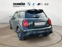 Gebraucht Mini John Cooper Works 231 PS (169 kW) 2022 (grün)  rebel green uni Kleinwagen