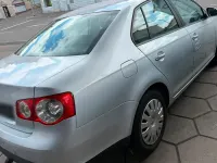 Gebraucht VW Jetta 85 PS (62 kW) 2006 Silber Limousine