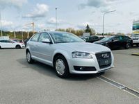 gebraucht Audi A3 Attraction, TÜV, SHZ