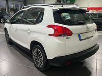 gebraucht Peugeot 2008 1.2 Automatik **Klima*SHZ*PDC*Tempomat**