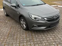 Gebraucht Opel Astra 2018 Grau Kombi