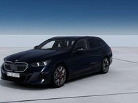 Gebraucht BMW 540 Performance 303 PS (222 kW) 2025 Carbonschwarz metallic Kombi