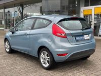 Gebraucht Ford Fiesta Trend 60 PS (44 kW) 2010 Avalongrau Kleinwagen