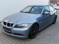 Gebraucht BMW 320 150 PS (110 kW) 2005 Grau Limousine
