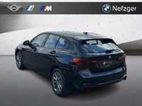 Neu BMW 116 122 PS (89 kW) 2025 Schwarz Kleinwagen