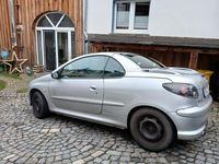 Gebraucht Peugeot 206 CC Tendance 136 PS (100 kW) 2004 Silber Cabrio
