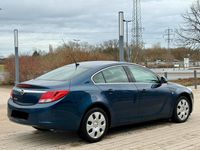 Gebraucht Opel Insignia Edition 160 PS (117 kW) 2011 Blau Limousine