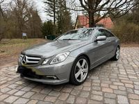 Gebraucht Mercedes E250 204 PS (150 kW) 2010 Grau Coupé