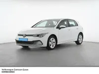 Gebraucht VW Golf VIII Life 150 PS (110 kW) 2024 Weiss Limousine