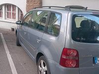 Gebraucht VW Touran 140 PS (102 kW) 2010 Grau Van / Kleinbus