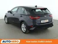 Gebraucht Kia Ceed Vision 140 PS (102 kW) 2018 Schwarz Kleinwagen