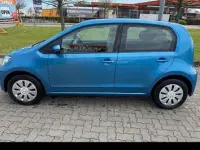 Second-hand VW up! 60 CP (44 kW) 2018 Albastru Hatchback