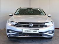 Gebraucht VW Passat 150 PS (110 kW) 2022 Silber Kombi