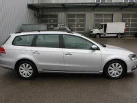 Gebraucht VW Passat Trendline 140 PS (102 kW) 2013 Silber Kombi