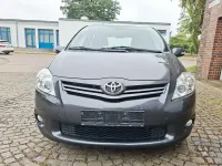Gebraucht Toyota Auris Edition 99 PS (72 kW) 2011 Grau Kleinwagen