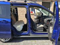 Gebraucht Ford Tourneo Ambiente 101 PS (74 kW) 2014 Blau Kombi