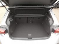 Gebraucht Cupra Born 169 kW (231 PS) 2024 Geyser silver metallic Kleinwagen