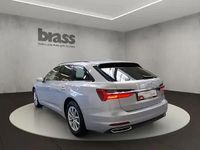 Usado Audi A6 Ambiente 245 HP (180 kW) 2023 Prateado Carrinha