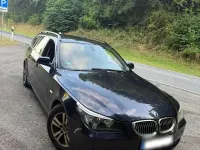 Gebraucht BMW 525 197 PS (144 kW) 2009 Blau Kombi