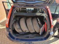 Gebraucht Ford Fusion 80 PS (58 kW) 2011 Blau Kleinwagen