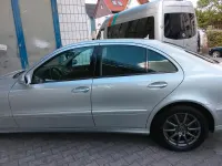 Gebraucht Mercedes E220 170 PS (125 kW) 2007 Silber Limousine