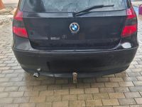 Gebraucht BMW 118 122 PS (89 kW) 2006 Schwarz Kleinwagen