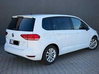 Gebraucht VW Touran S 116 PS (85 kW) 2018 Weiß Van / Kleinbus