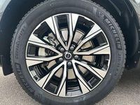 Gebraucht Volvo XC60 Plus 250 PS (183 kW) 2024 Platinum grau SUV