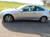 Gebraucht Mercedes CL200 163 PS (119 kW) 2004 Silber Coupé