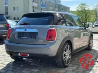 Gebraucht Mini Cooper 136 PS (100 kW) 2021 Moonwalk grey (metallic) Kleinwagen