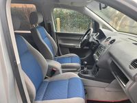 Gebraucht VW Caddy Life 105 PS (77 kW) 2005 Silber Van / Kleinbus