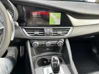 Gebraucht Alfa Romeo Giulia Tech Edition 190 PS (139 kW) 2019 Nero vulcano metallic (metallic) Limousine