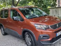 Gebraucht Peugeot Rifter 131 PS (96 kW) 2022 Metalliclackierung Van / Kleinbus