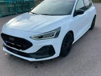 Käytetty Ford Focus ST 280 HP (205 kW) 2024 Valkoinen Sedan
