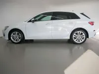 Gebraucht Audi A3 Advanced Plus 150 PS (110 kW) 2025 Gletscherweiss metallic Limousine