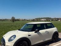 Second-hand Mini ONE 102 CP (75 kW) 2016 Alb Hatchback