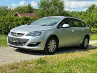Gebraucht Opel Astra 110 PS (80 kW) 2015 Argonsilber/sovereign/switchbl Kombi