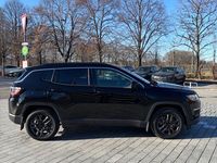 Gebraucht Jeep Compass Limited 182 PS (133 kW) 2018 Schwarz SUV