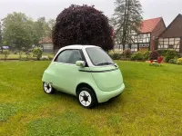 Gebraucht Micro Microlino 11 kW (16 PS) 2024 Grün Kleinwagen