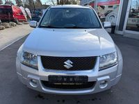 Gebraucht Suzuki Grand Vitara 129 PS (94 kW) 2009 Silber SUV