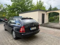 Gebraucht Mercedes C220 Elegance 150 PS (110 kW) 2004 Blau Limousine
